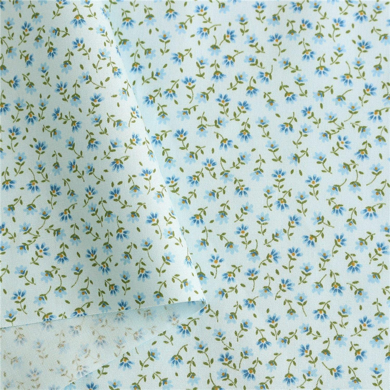 日本紐釦貿易 花柄プリント ブロード生地 巾112cm×2m切売カット ブルー系 B6100Z-3-22-2M 1枚（ご注文単位1枚）【直送品】