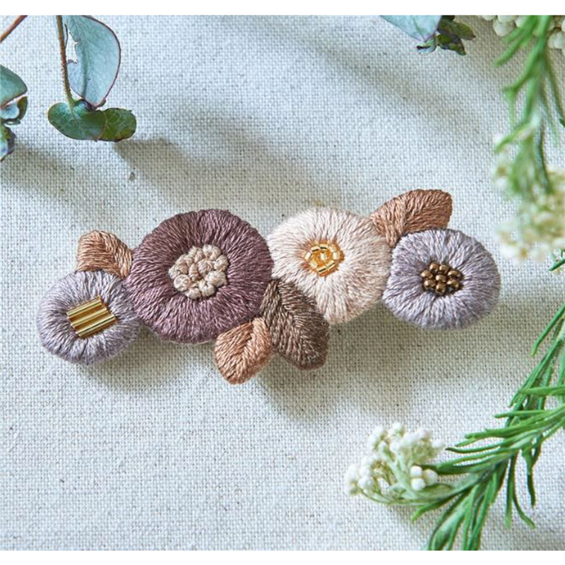 piece 刺しゅうキット k.omoNo fioret hair accessory ヘアクリップ moca PHC-033-3 1個(ご注文単位1個)【直送品】